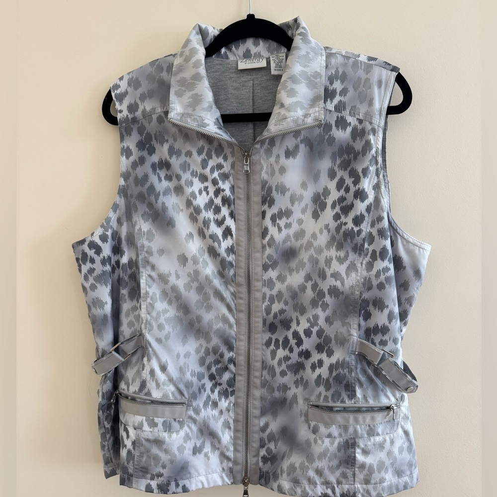 Zenergy by Chico’s women’s lightweight, front zip, T-shirt lined vest EUC size 3